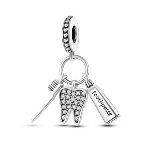Crema dental charm